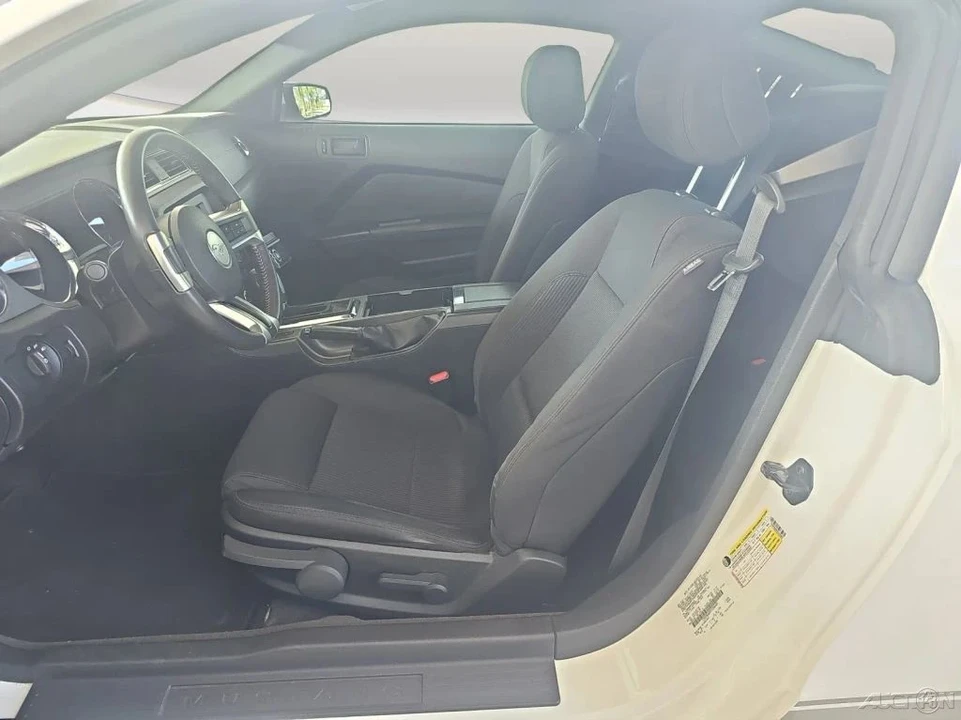 2013 Ford S197 Mustang - Image 8 of 21