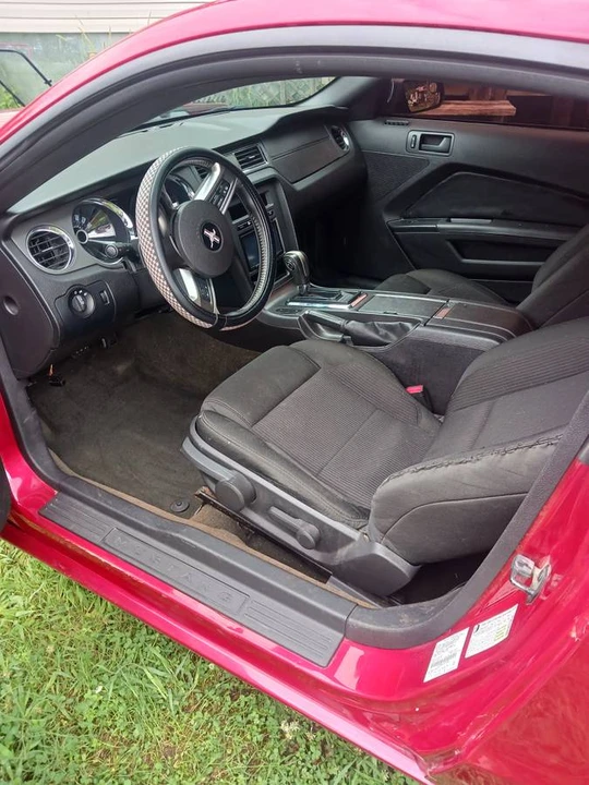 2013 Ford S197 Mustang - Image 5 of 10