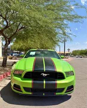 2013 Ford Mustang V6 Coupe 2D