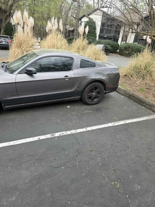 2013 Ford S197 Mustang - Image 2 of 6