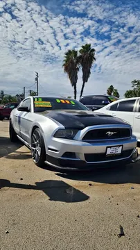 2013 Ford Mustang V6 Coupe 2D