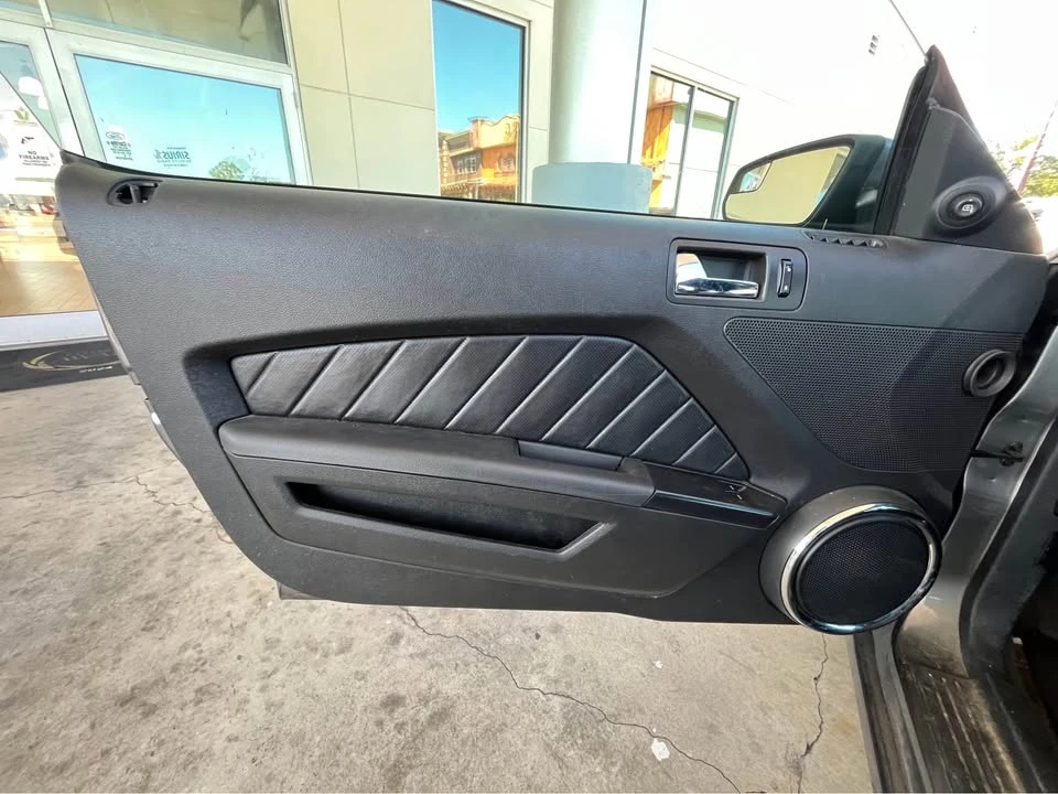 2013 Ford S197 Mustang - Image 12 of 17