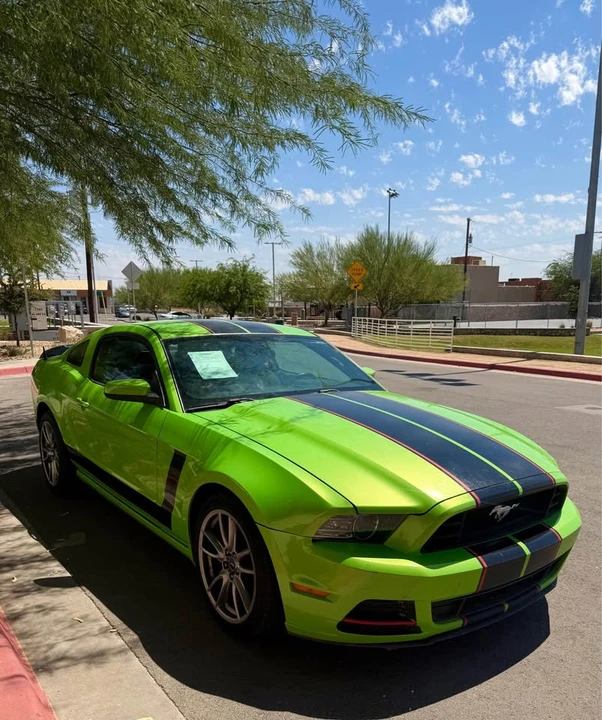 2013 Ford S197 Mustang - Image 3 of 11