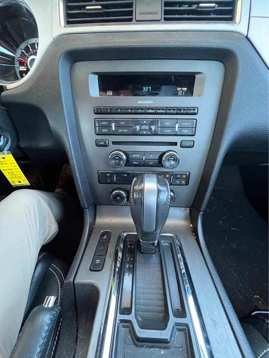2013 Ford S197 Mustang - Image 15 of 17