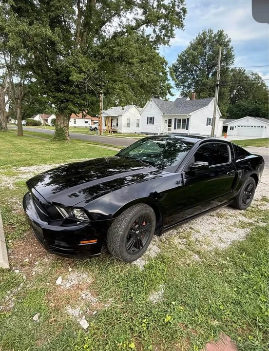 2013 Ford S197 Mustang - Image 4 of 4