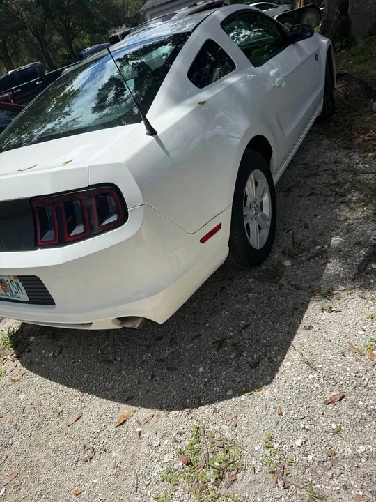 2013 Ford S197 Mustang - Image 5 of 14