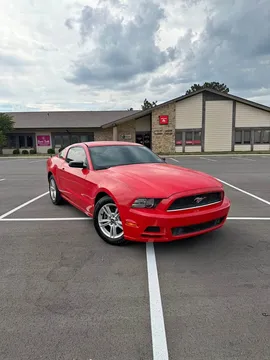 2013 Ford Mustang V6 Coupe 2D