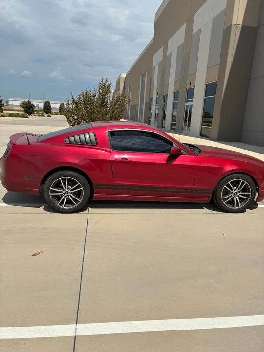 2013 Ford S197 Mustang - Image 4 of 5