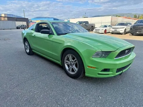 2013 Ford Mustang V6