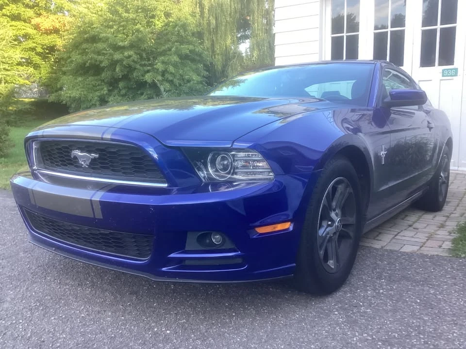 2013 Ford S197 Mustang - Image 2 of 6