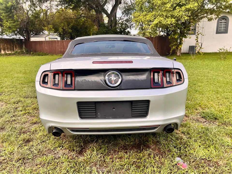2013 Ford S197 Mustang - Image 5 of 9
