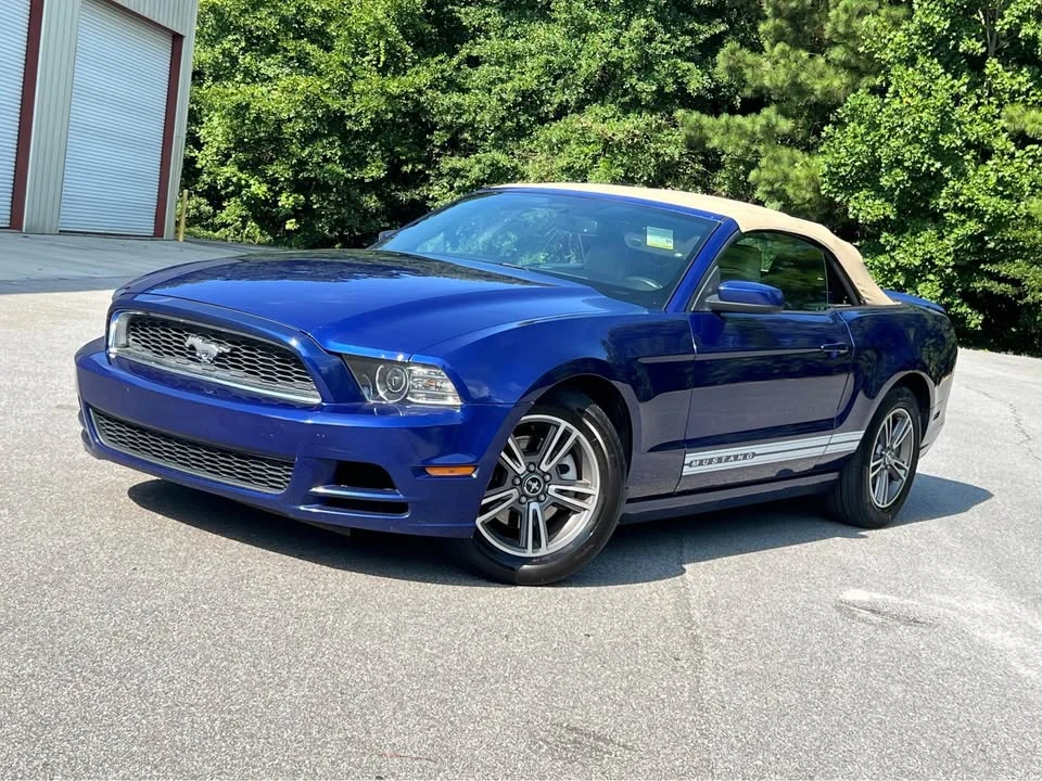 2013 Ford S197 Mustang - Image 2 of 13