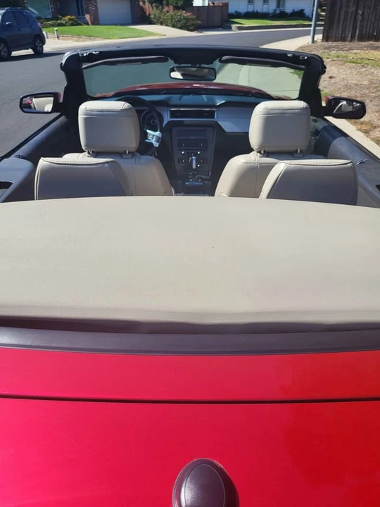 2013 Ford S197 Mustang - Image 6 of 8