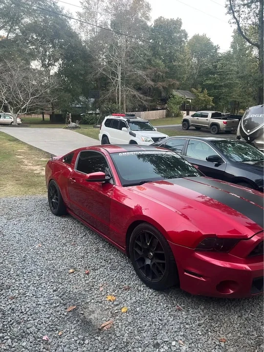 2013 Ford S197 Mustang - Image 2 of 13