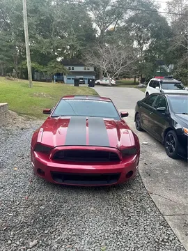 2013 Ford Mustang V6 Premium Coupe
