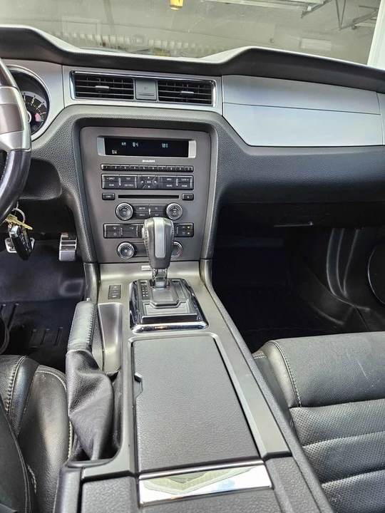 2013 Ford S197 Mustang - Image 9 of 13