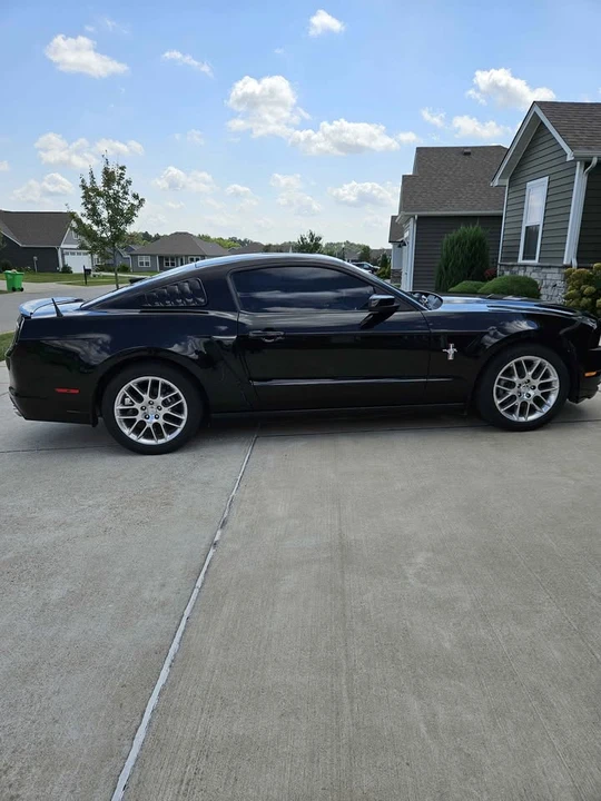 2013 Ford S197 Mustang - Image 3 of 13