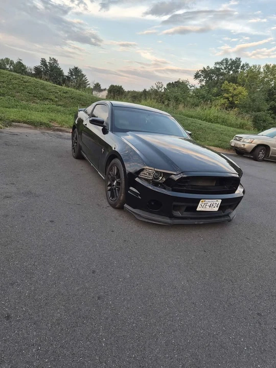 2013 Ford S197 Mustang - Image 8 of 10
