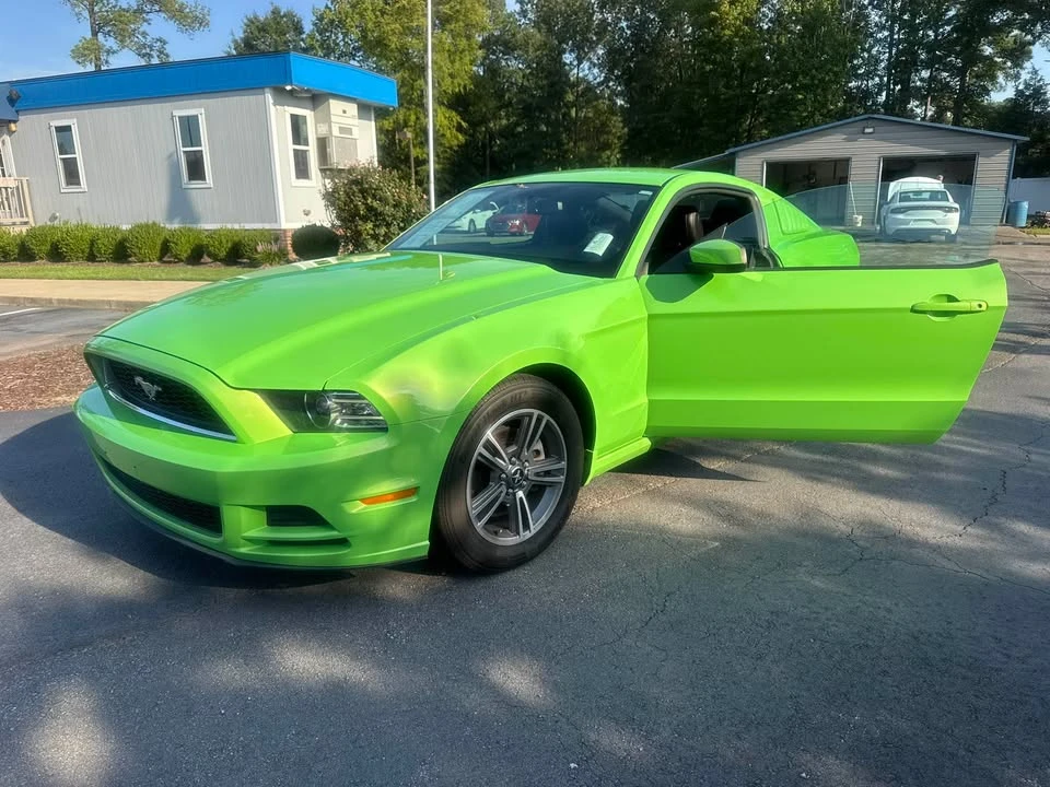 2013 Ford S197 Mustang - Image 3 of 8