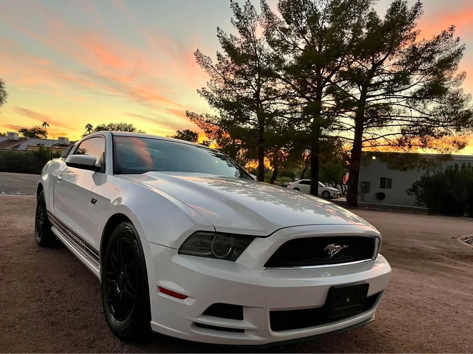 2013 Ford S197 Mustang - Image 2 of 7