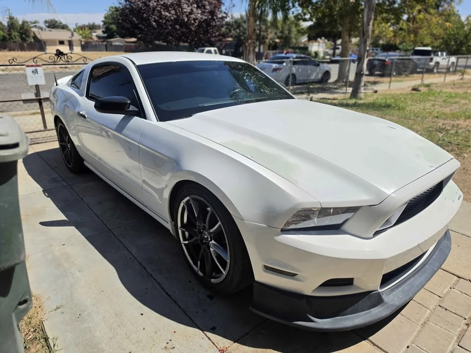 2013 Ford S197 Mustang - Image 2 of 9