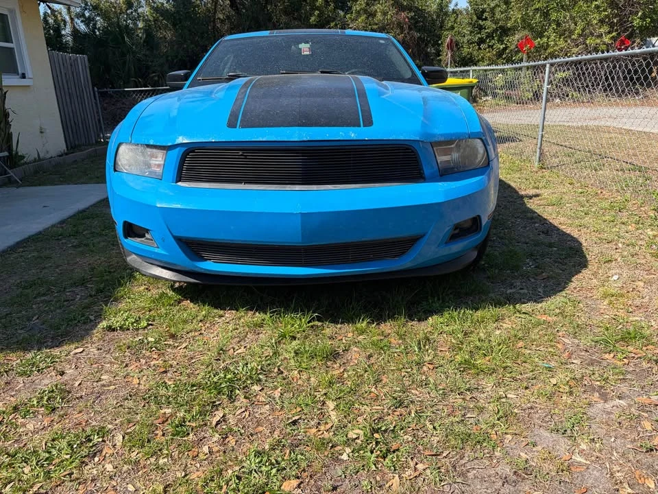 2013 Ford S197 Mustang - Image 2 of 9