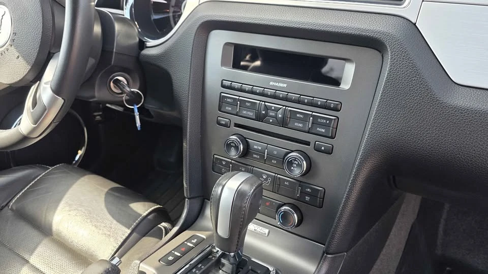 2013 Ford S197 Mustang - Image 13 of 20