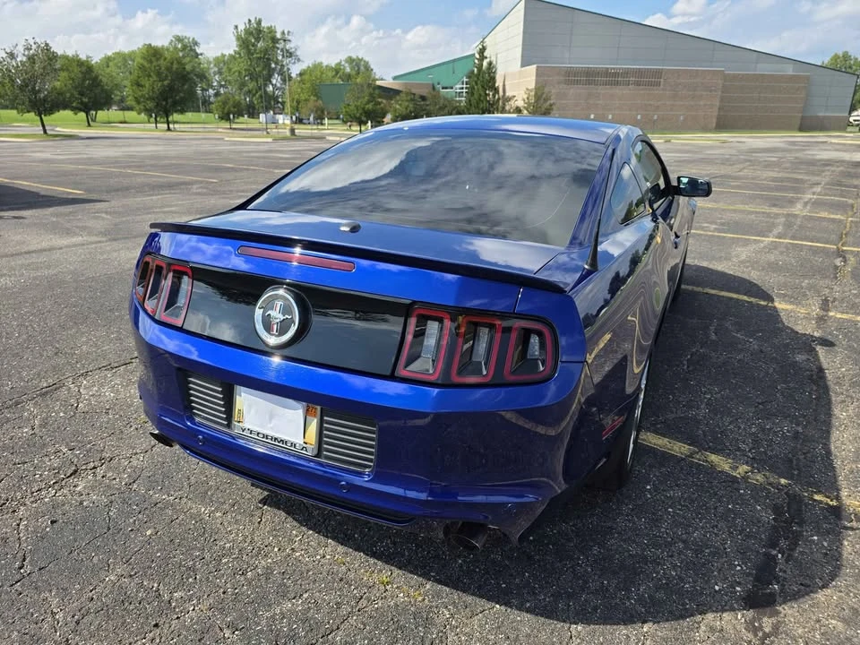 2013 Ford S197 Mustang - Image 2 of 20