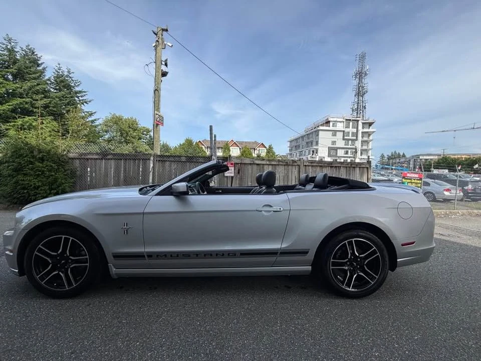 2013 Ford S197 Mustang - Image 7 of 18