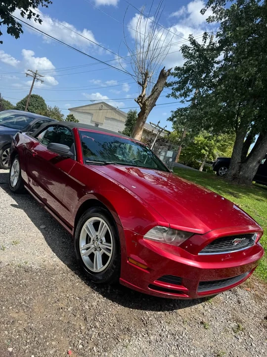 2013 Ford S197 Mustang - Image 8 of 12