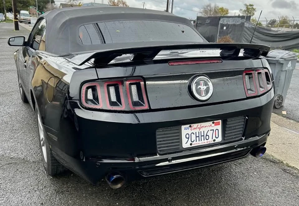 2013 Ford S197 Mustang - Image 4 of 4
