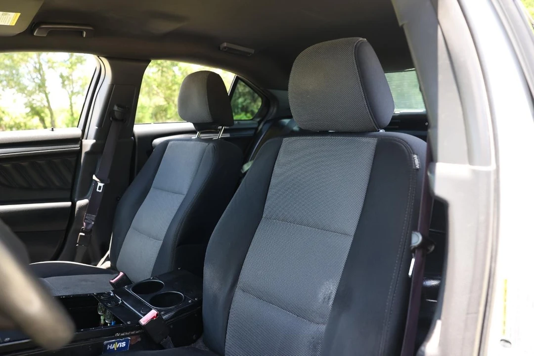 2013 Ford Crown Victoria - Image 6 of 31