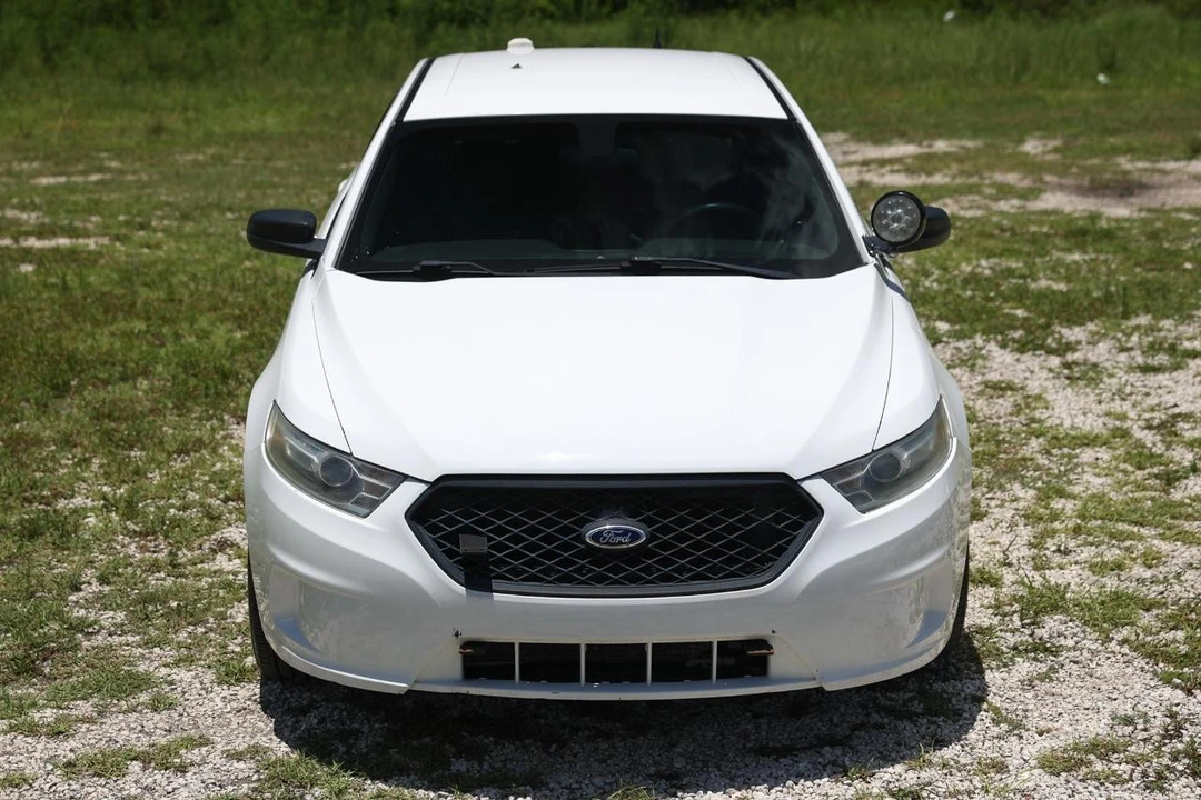 2013 Ford Crown Victoria - Image 19 of 31