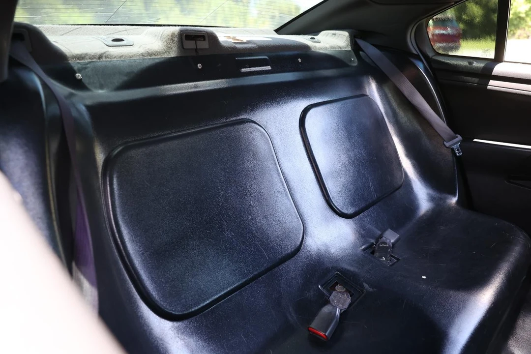 2013 Ford Crown Victoria - Image 14 of 31