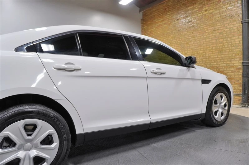 2013 Ford Taurus 6th Gen - Image 16 of 21