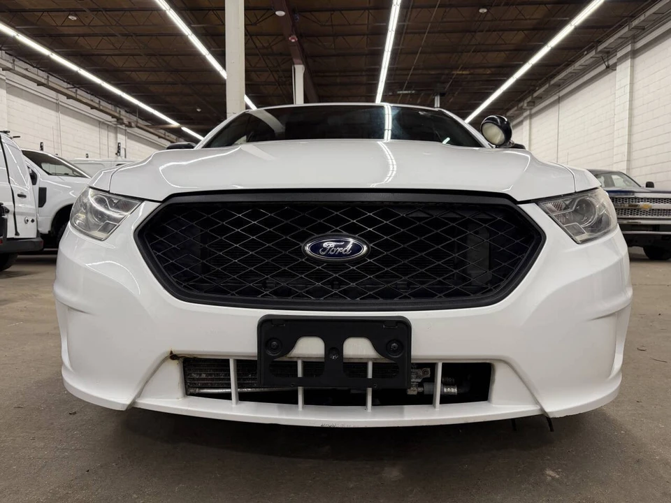 2013 Ford Taurus 6th Gen - Image 11 of 12