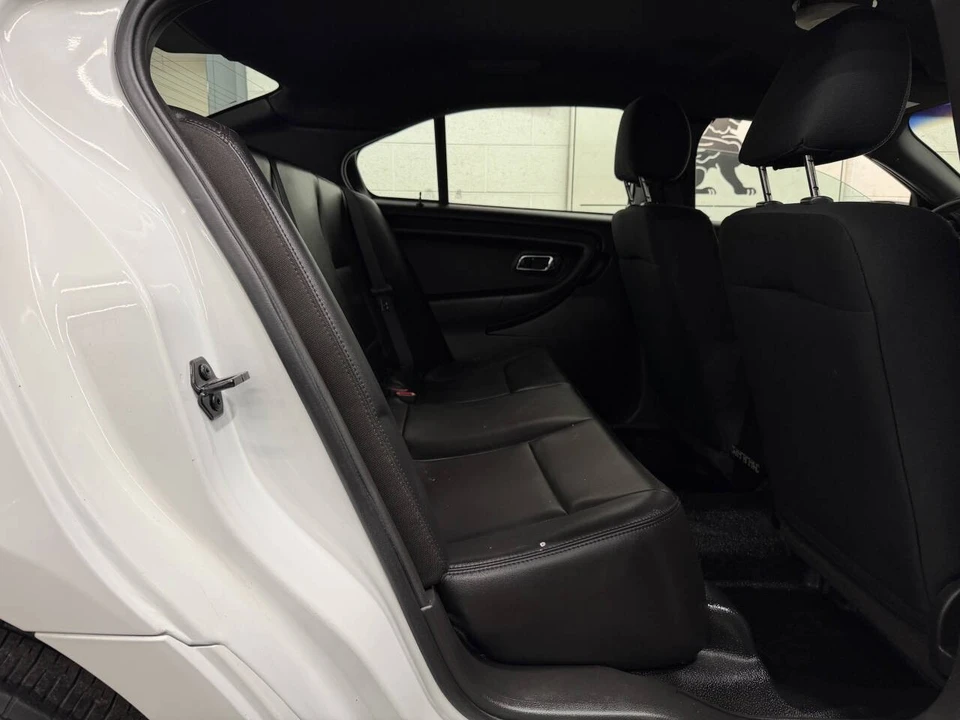 2013 Ford Taurus 6th Gen - Image 16 of 21