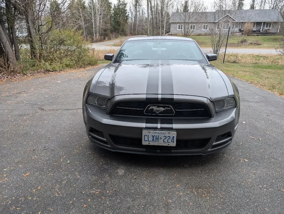 2013 Ford S197 Mustang - Image 2 of 7