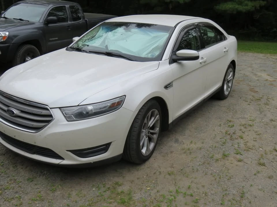 2013 Ford Taurus 6th Gen - Image 2 of 8