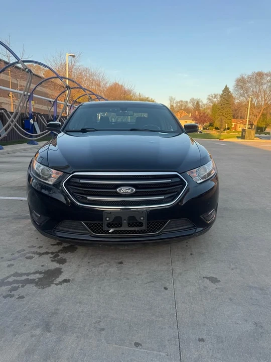 2013 Ford Taurus 6th Gen - Image 2 of 8