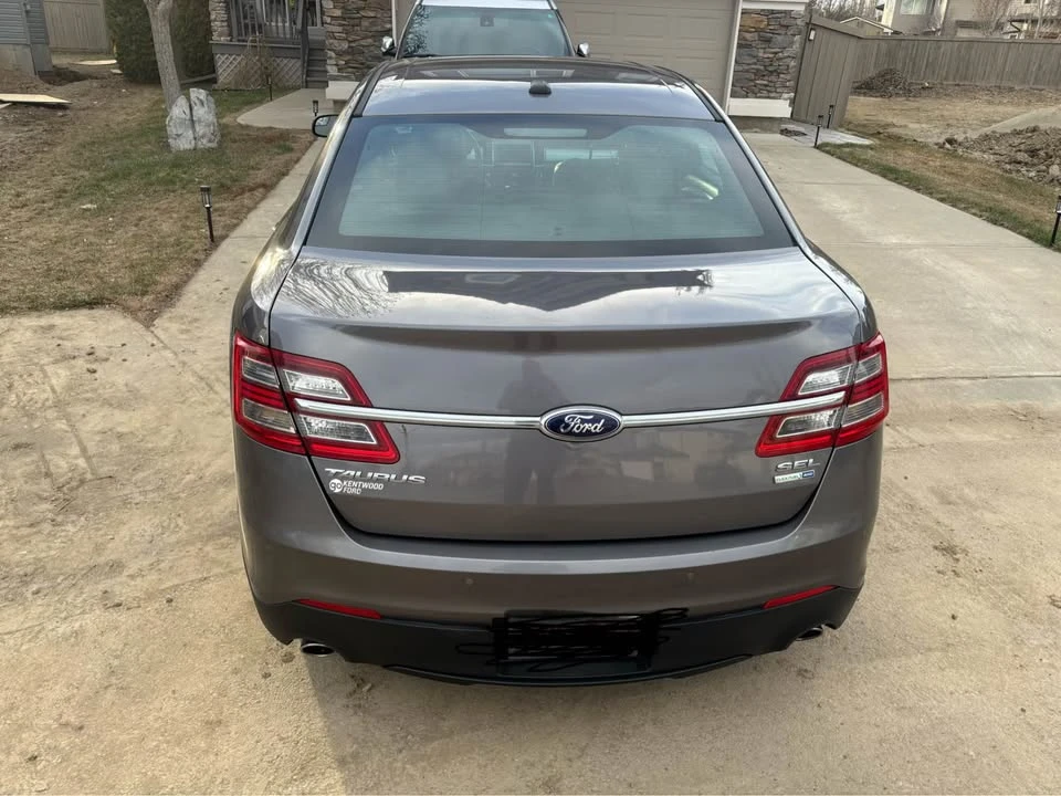 2013 Ford Taurus 6th Gen - Image 2 of 8