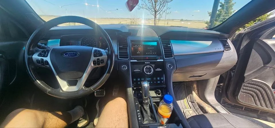2013 Ford Taurus 6th Gen - Image 9 of 12