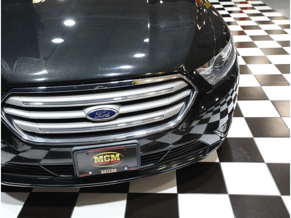 2013 Ford Taurus 6th Gen - Image 10 of 31