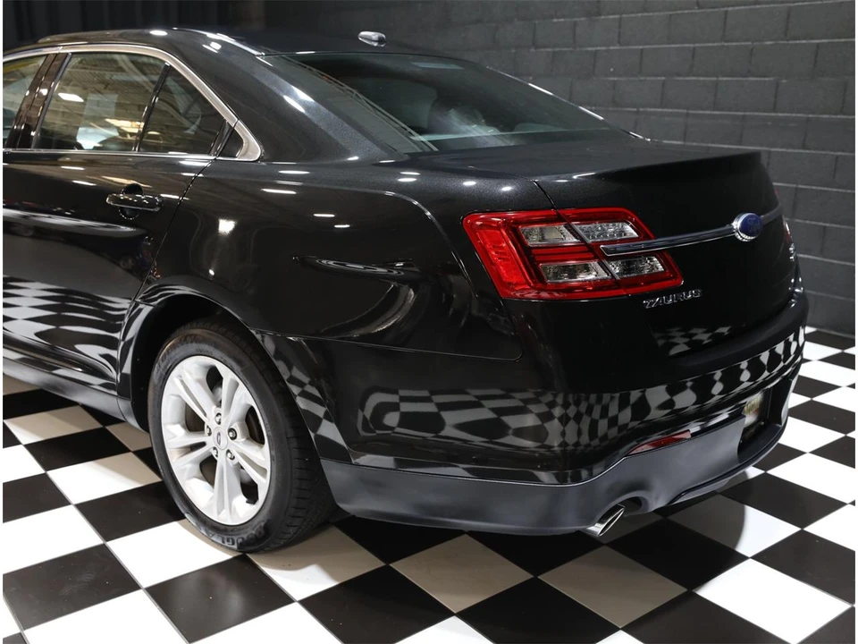 2013 Ford Taurus 6th Gen - Image 22 of 31