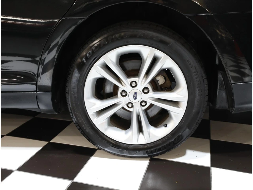 2013 Ford Taurus 6th Gen - Image 28 of 31