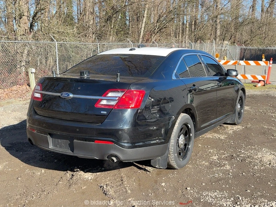 2013 Ford Taurus 5th Gen - Image 4 of 12