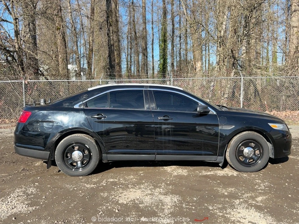 2013 Ford Taurus 5th Gen - Image 6 of 12