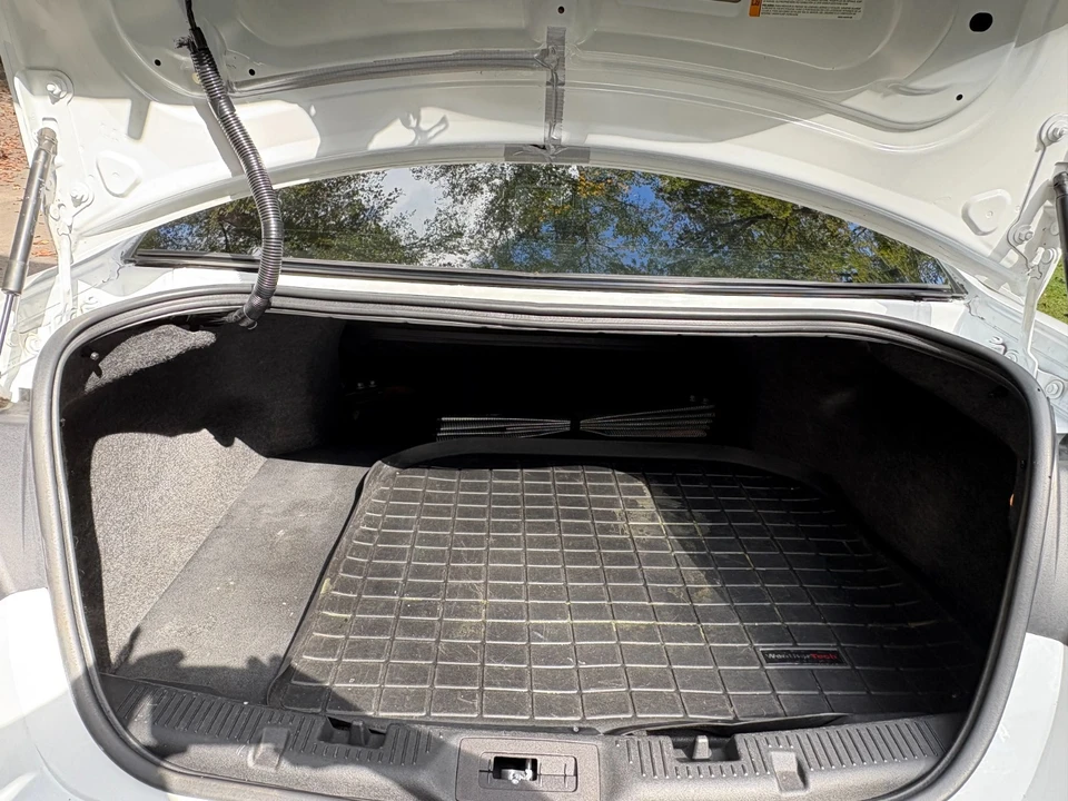 2013 Ford Taurus 5th Gen - Image 15 of 21