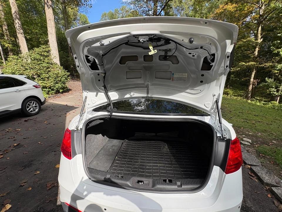 2013 Ford Taurus 5th Gen - Image 12 of 21