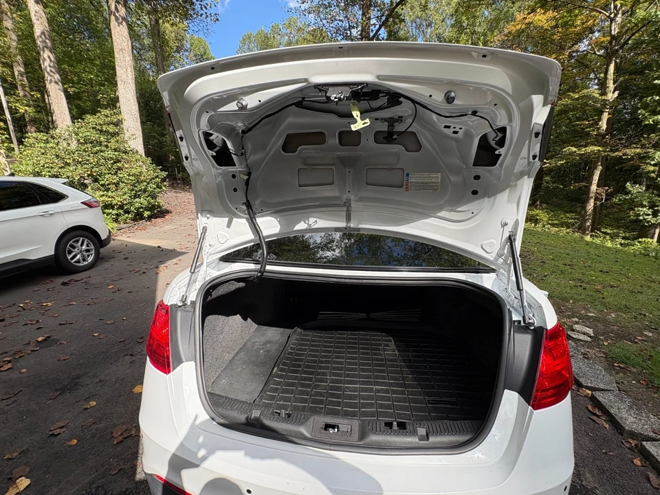 2013 Ford Taurus 5th Gen - Image 13 of 21